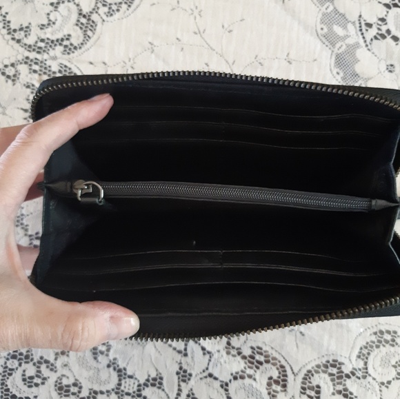 Karen Millen Black Leather Zip Around Wallet - Picture 4 of 8